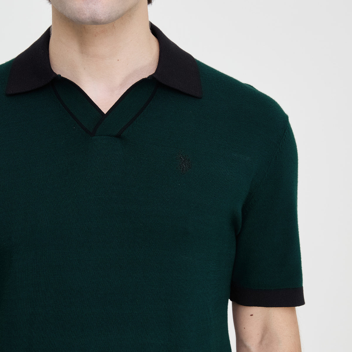 U.S. Polo Assn. Men’s Regular Fit Interlock Polo Shirt เสื้อโปโล สี Green